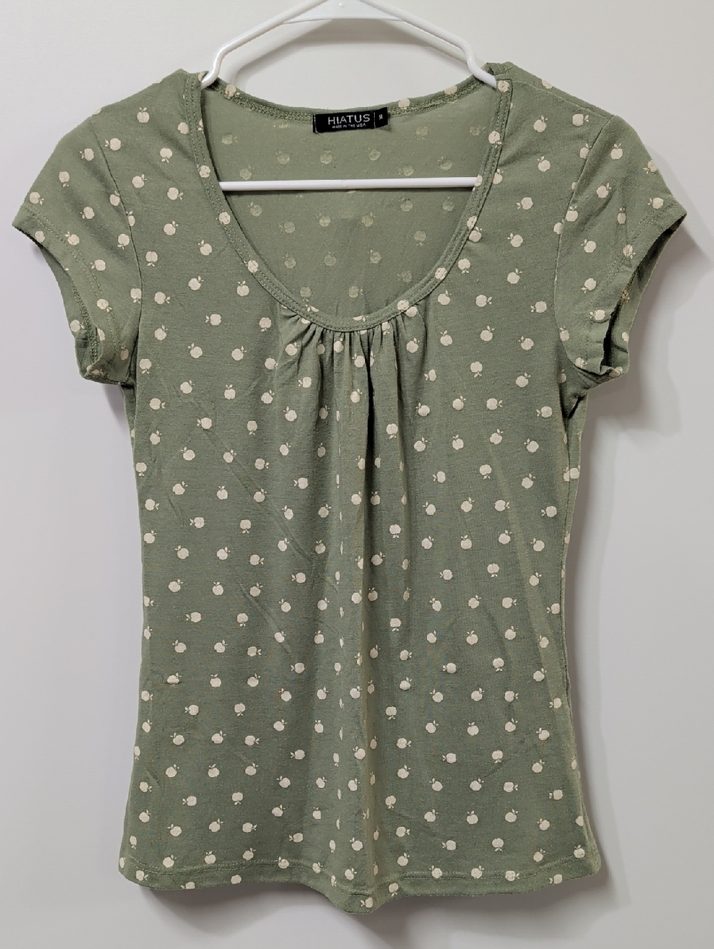 Vintage Hiatus Olive Green Mini Apple Print Top Size Medium